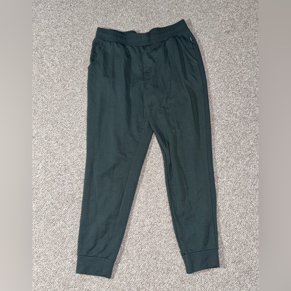 Eddie Bauer Pants - Eddie Bauer Relaxed Fit Lounge Pants in Forest Green